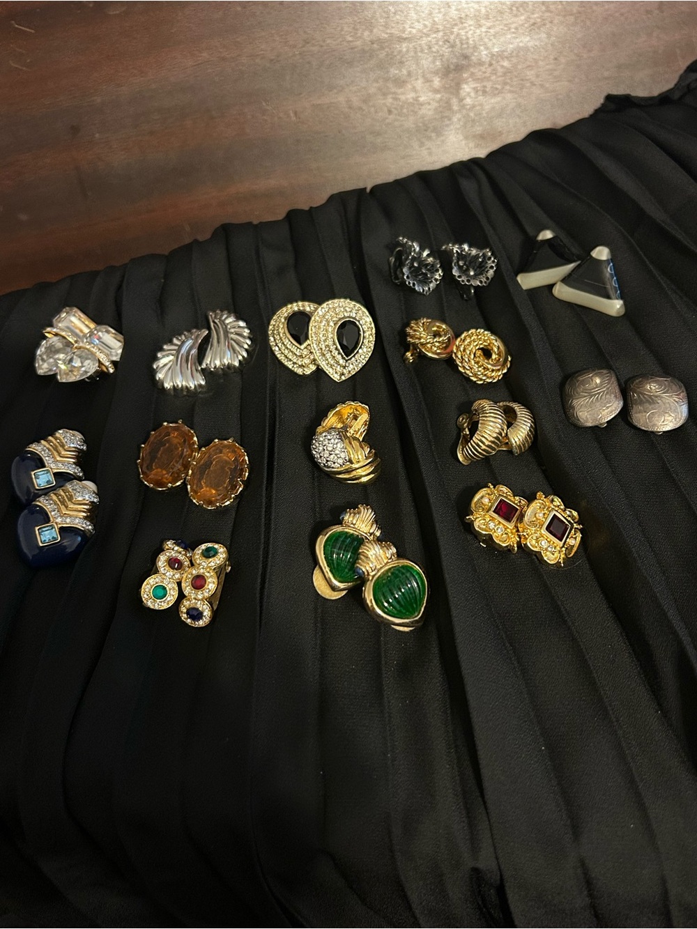 Assorted Women’s Clip-On Earrings Set in Gold, Green, Black and Multi